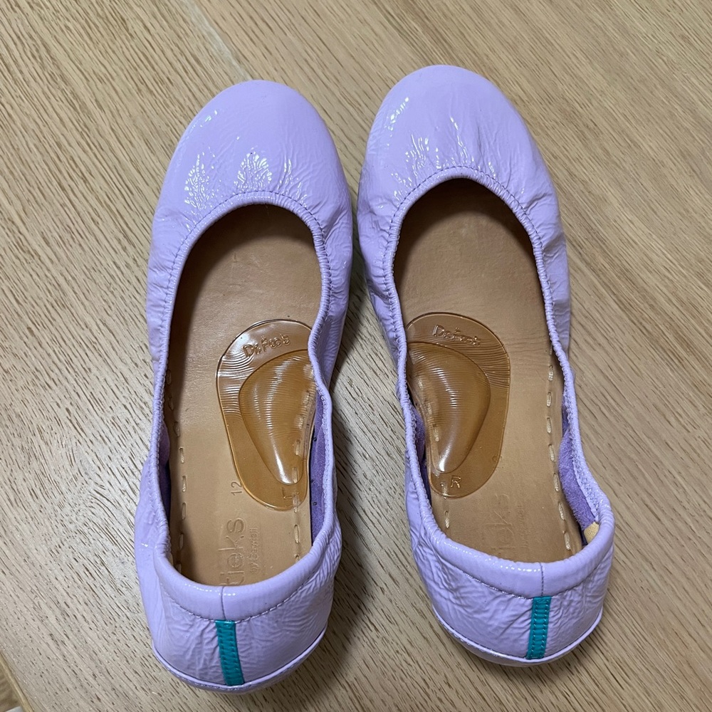 Lavender tieks flats size 12